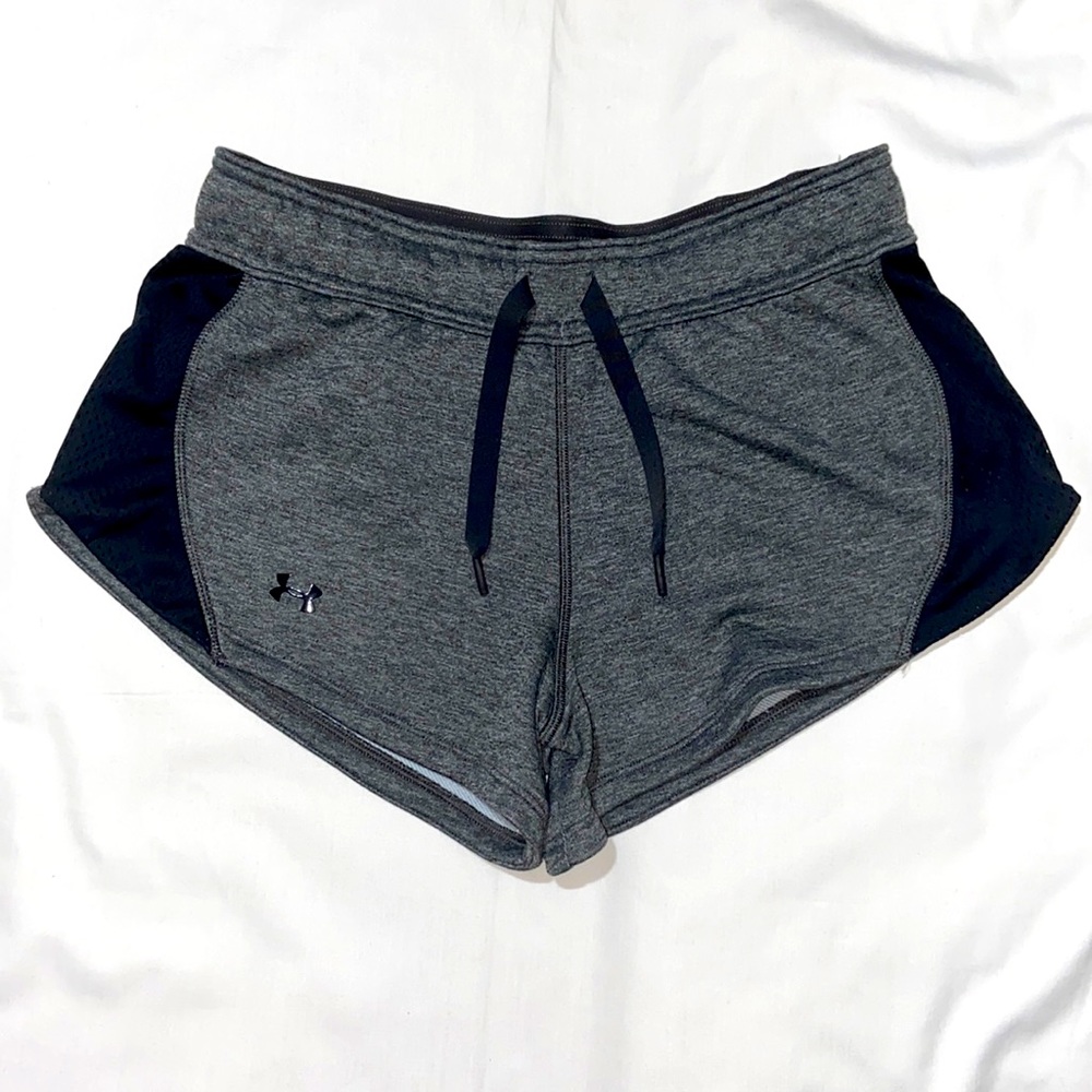 Under Armour Shorts. Gray/Black Size Small